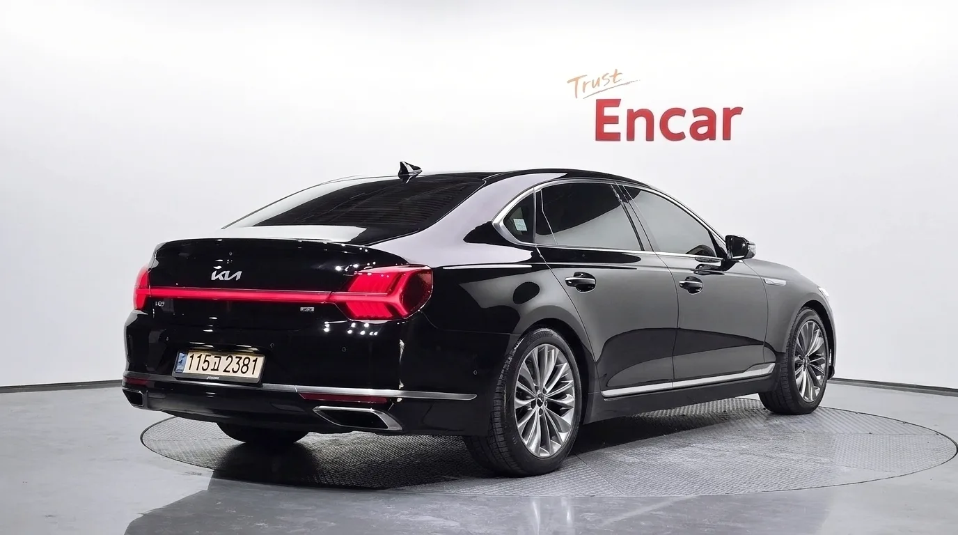2022 Kia K9