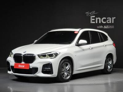 2022 BMW X1