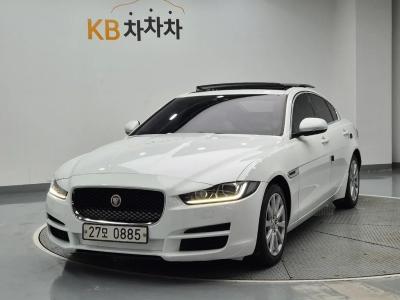 2016 Jaguar XE