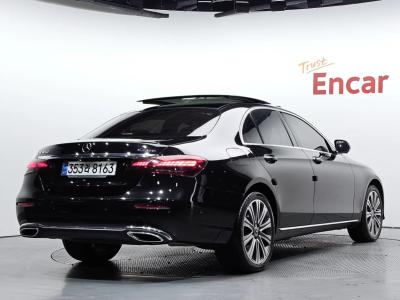 2022 Mercedes-Benz E-Class