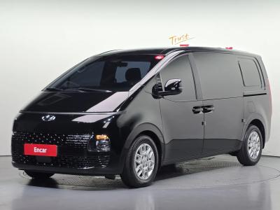 2023 Hyundai Staria
