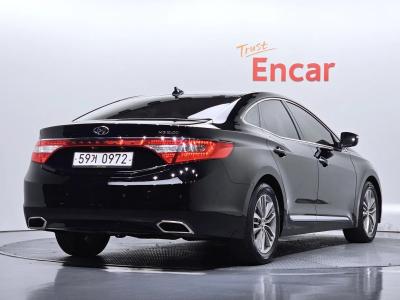 2016 Hyundai Grandeur