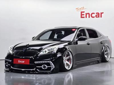 2013 Hyundai Equus