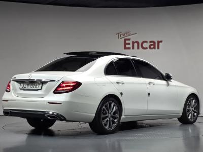 2017 Mercedes-Benz E-Class