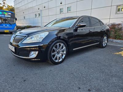 2012 Hyundai Equus