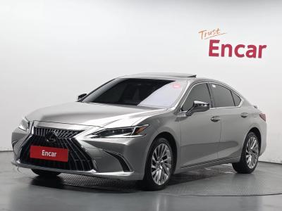 2023 Lexus ES