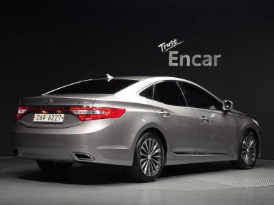 2013 Hyundai Grandeur