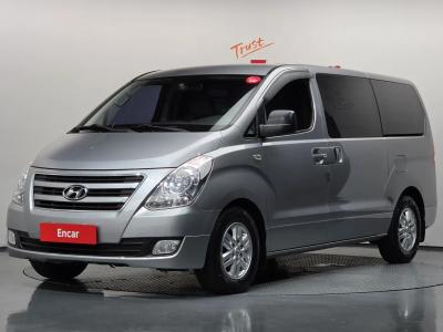 2018 Hyundai Starex