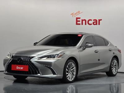 2023 Lexus ES