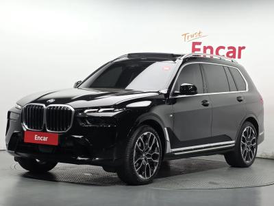 2025 BMW X7