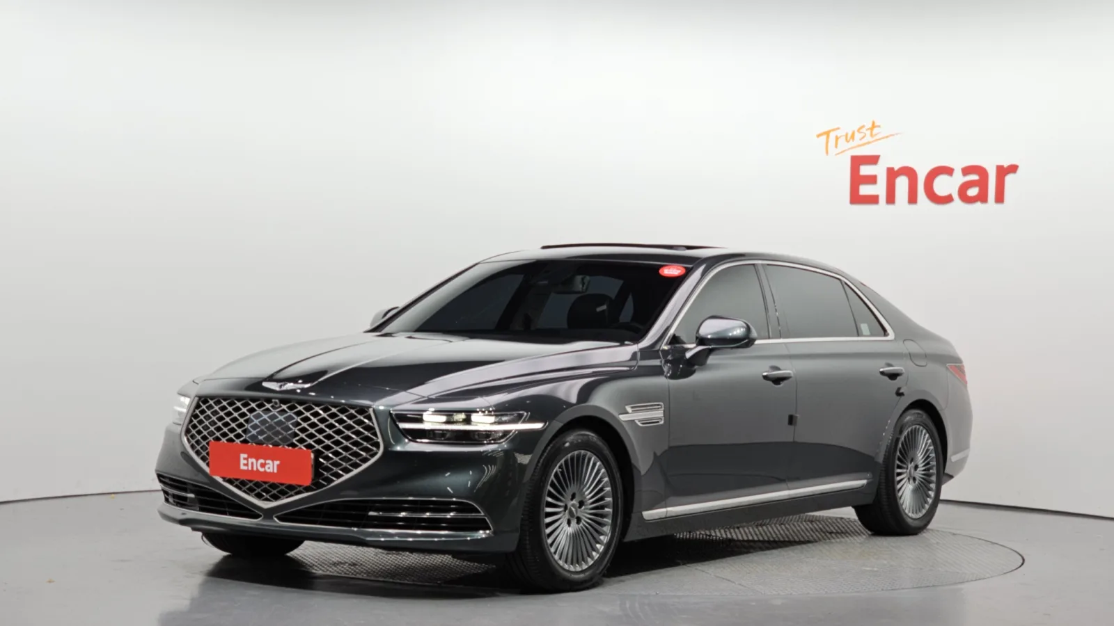2019 Genesis G90