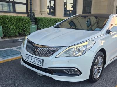 2015 Hyundai Grandeur