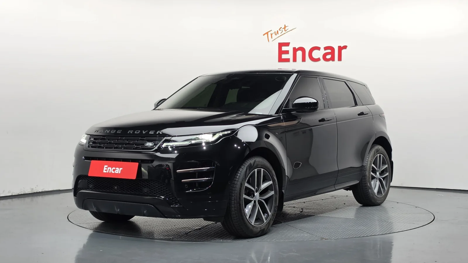 2025 Land Rover Range Rover Evoque