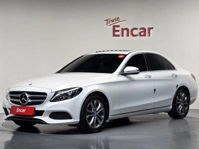 2016 Mercedes-Benz C-Class