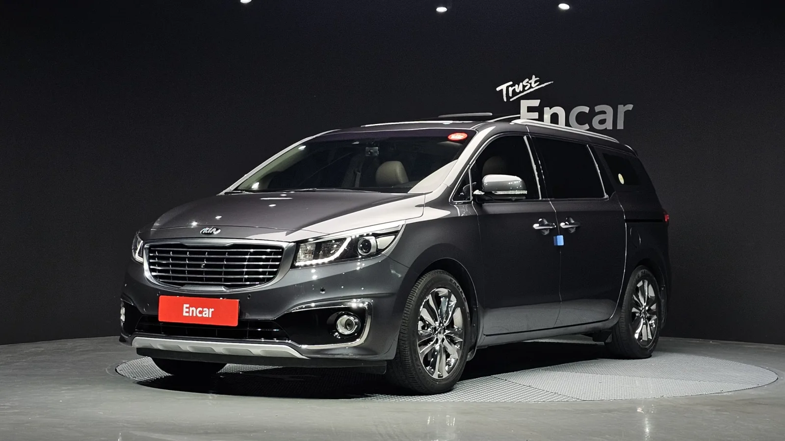 2016 Kia Carnival
