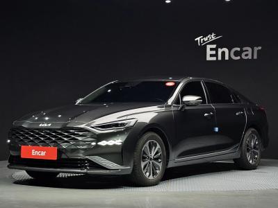 2022 Kia K8