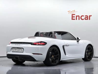 2017 Porsche 718