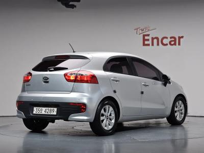 2015 Kia pride
