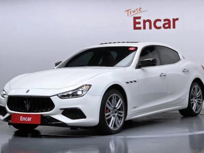 2018 Maserati Ghibli