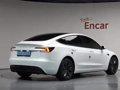 2026 Tesla Model 3