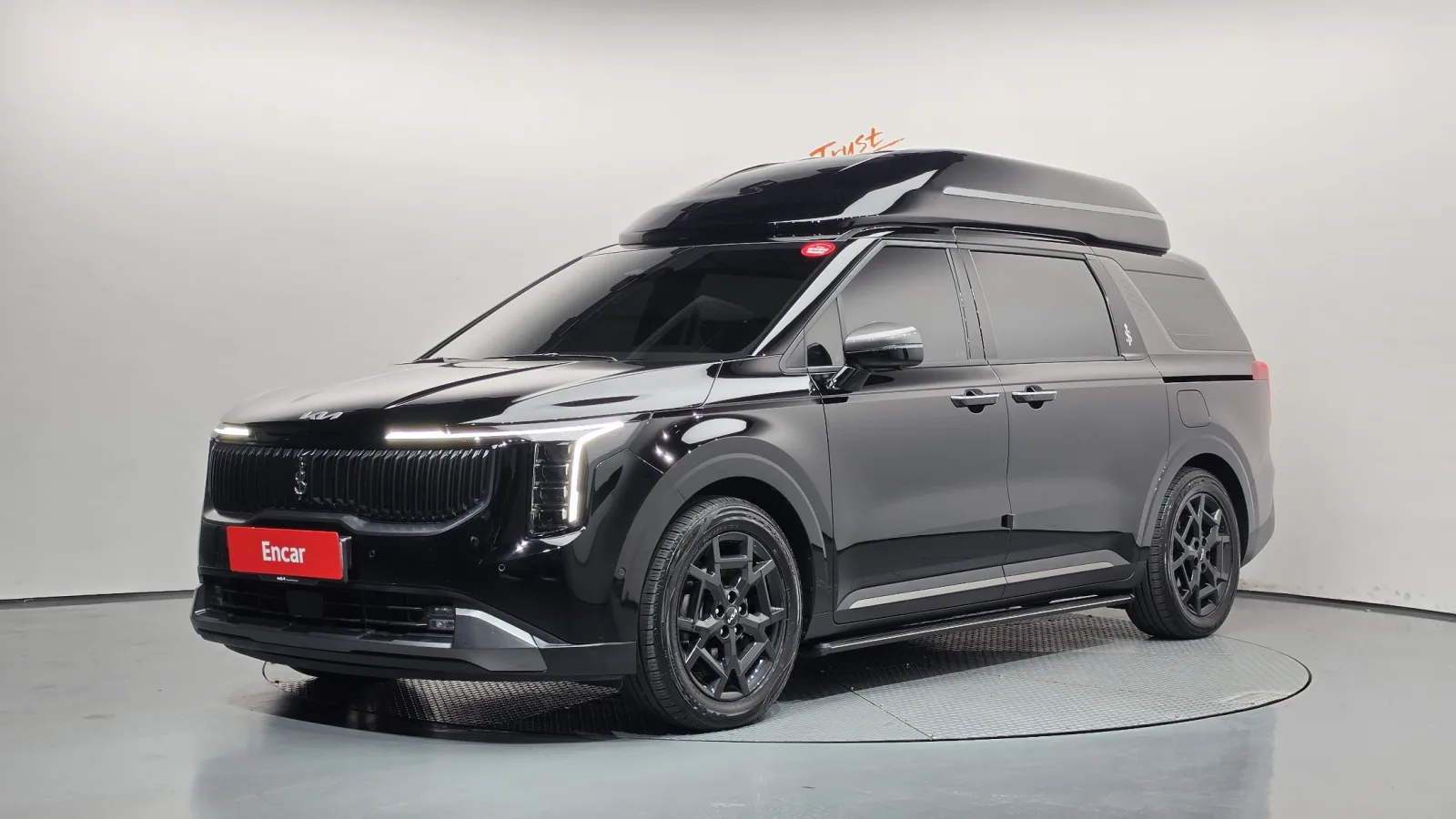 2025 Kia Carnival