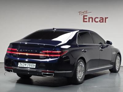 2019 Genesis G90