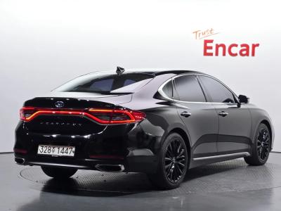 2017 Hyundai Grandeur