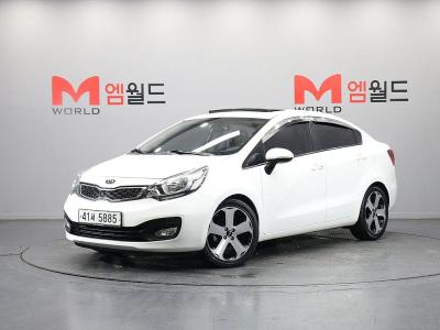 2012 Kia pride