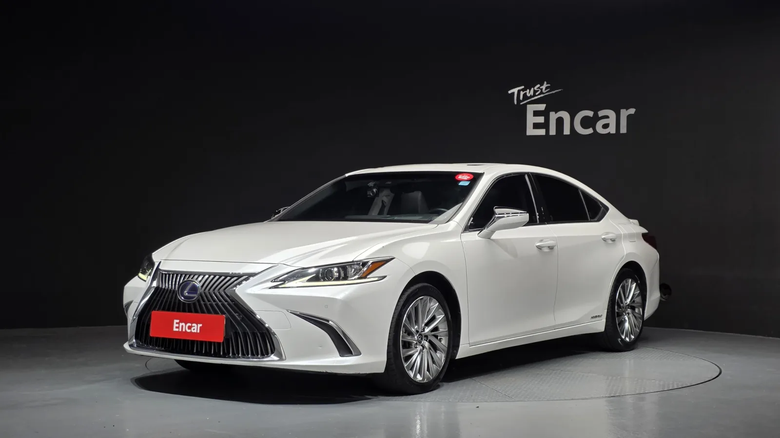 2020 Lexus ES