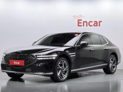 2023 Genesis G90