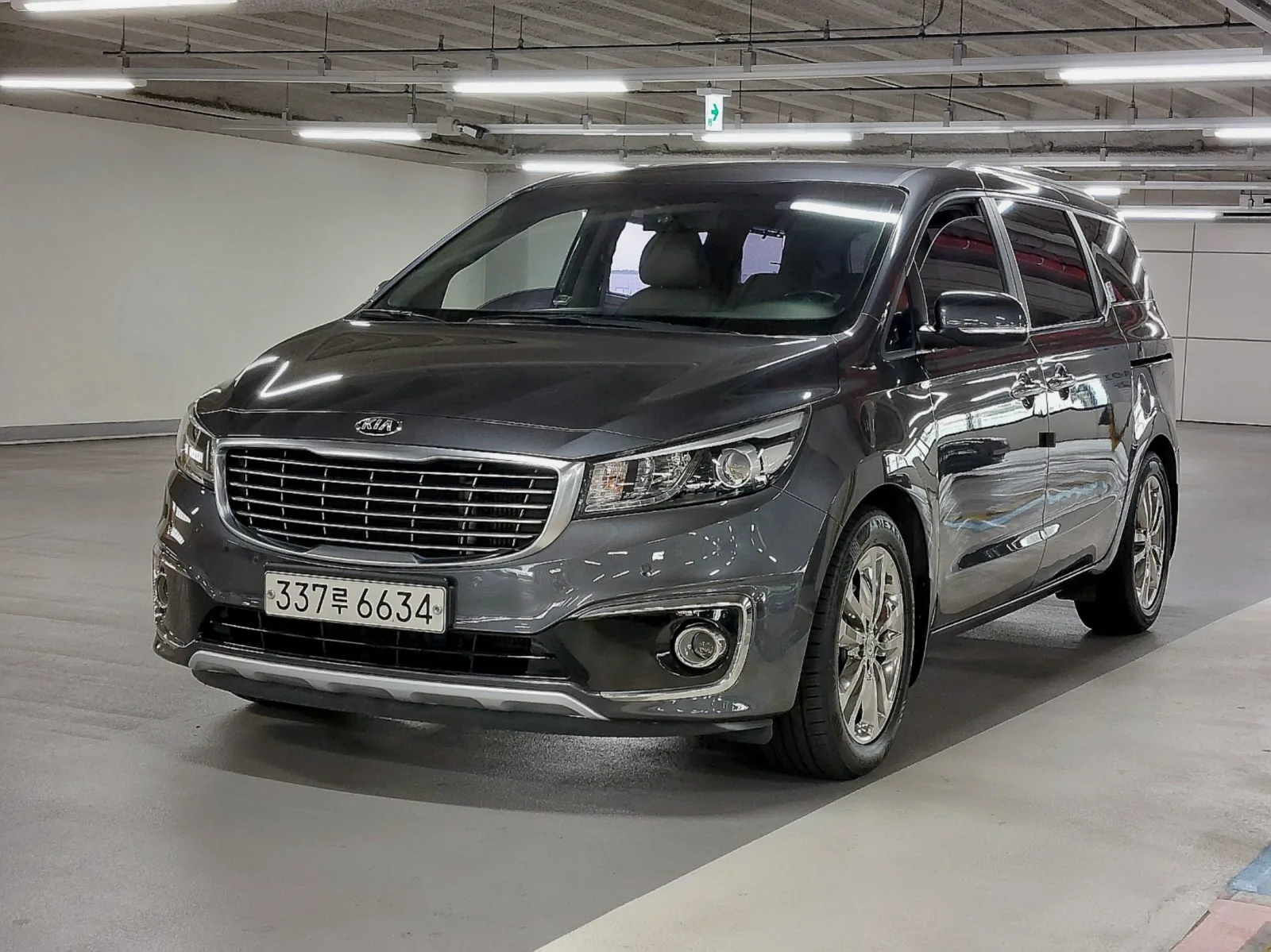 2016 Kia Carnival
