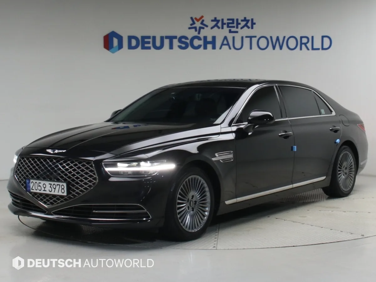 2019 Genesis G90