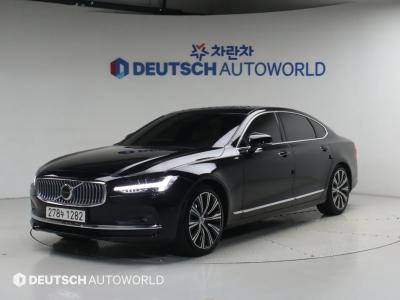 2021 Volvo S90