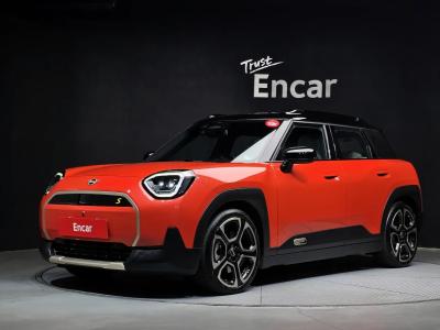 2025 MINI Aceman