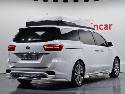 2020 Kia Carnival
