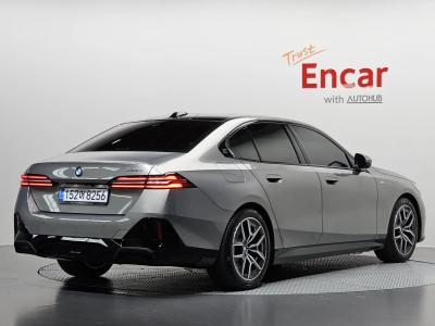 2025 BMW 5-Series