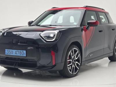 2025 MINI Aceman