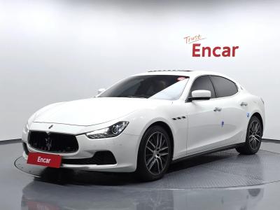 2016 Maserati Ghibli