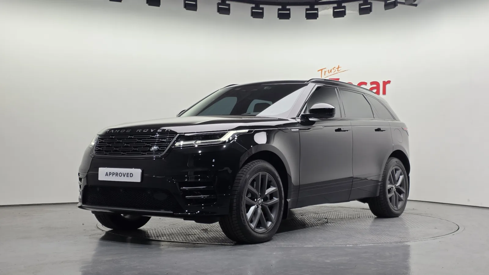 2026 Land Rover Range Rover Velar
