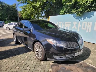 2013 Lincoln MKS