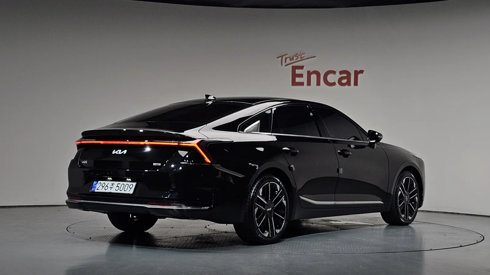 2025 Kia K8