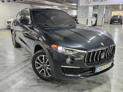 2022 Maserati Levante
