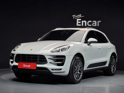 2015 Porsche Macan