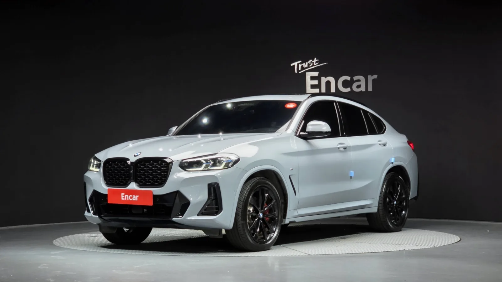 2025 BMW X4