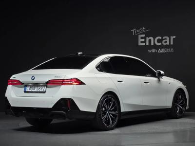2025 BMW 5-Series