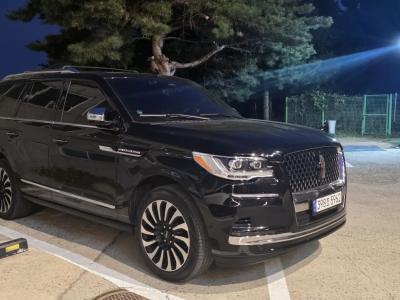 2024 Lincoln Navigator