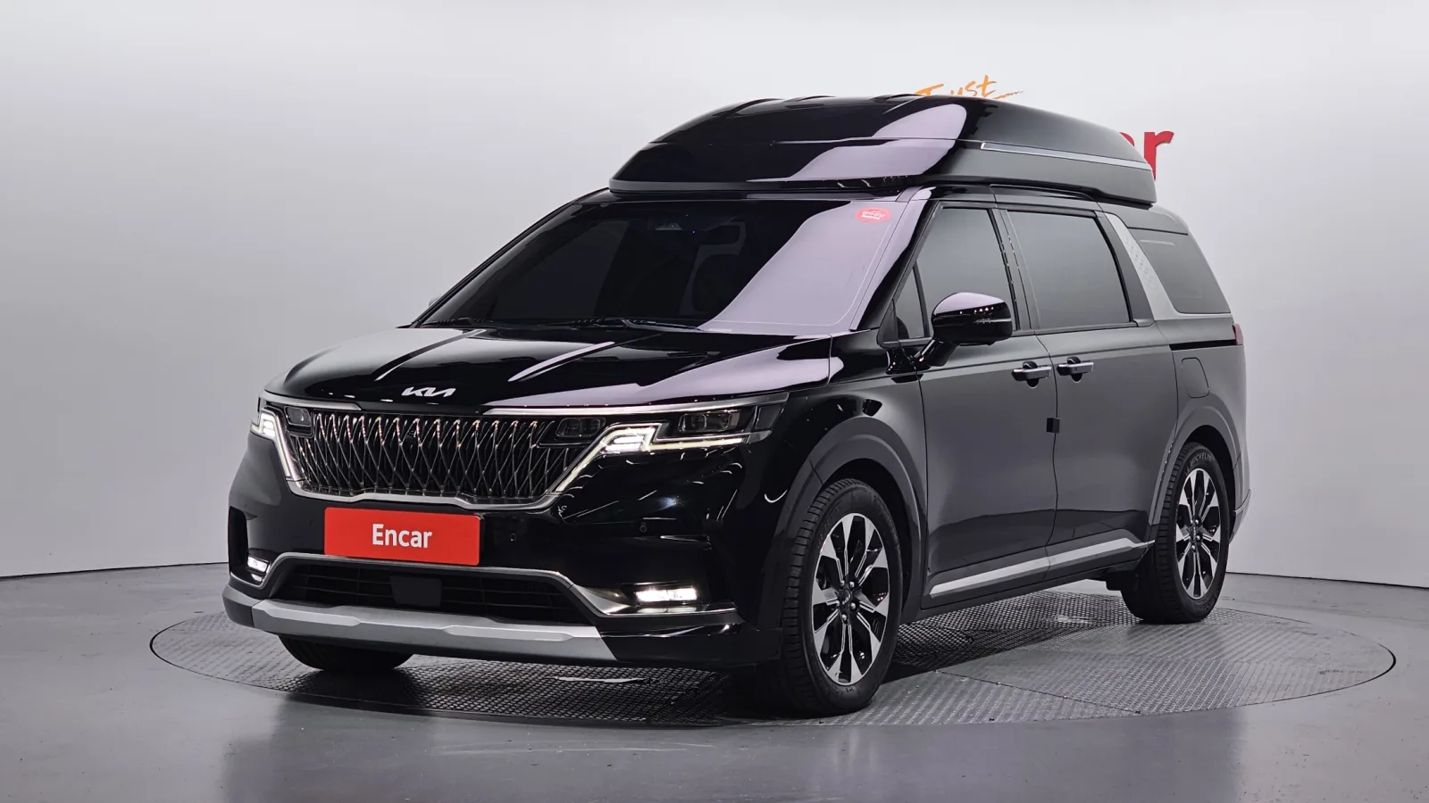 2023 Kia Carnival