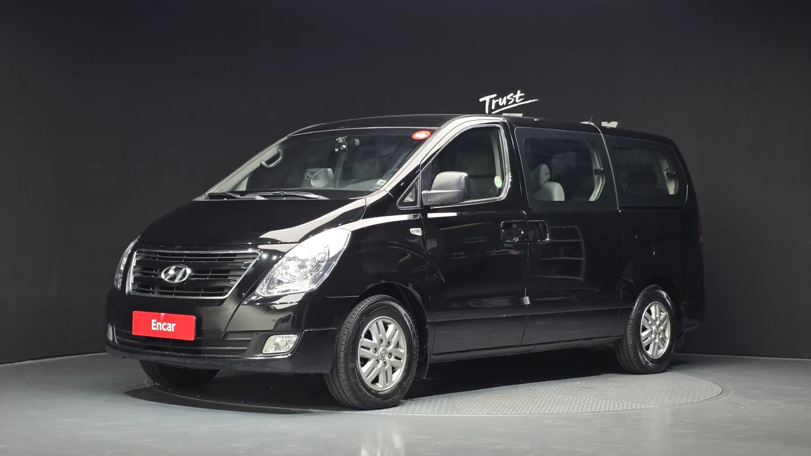 2016 Hyundai Starex