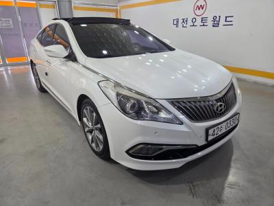 2016 Hyundai Grandeur