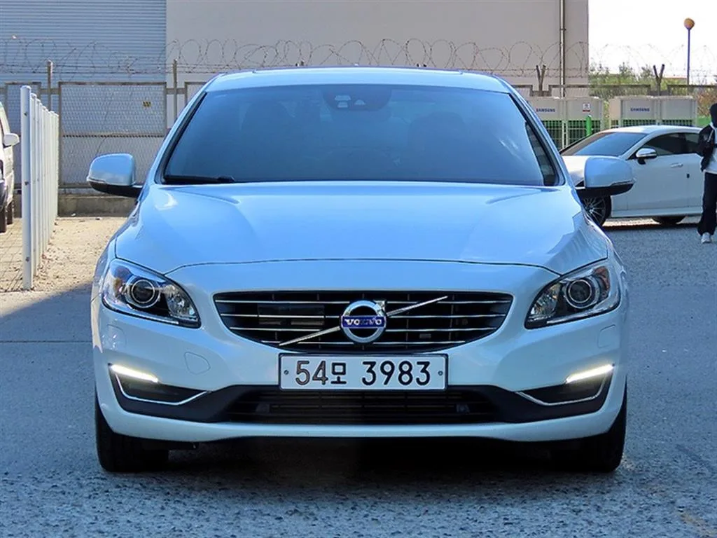 2017 Volvo S60